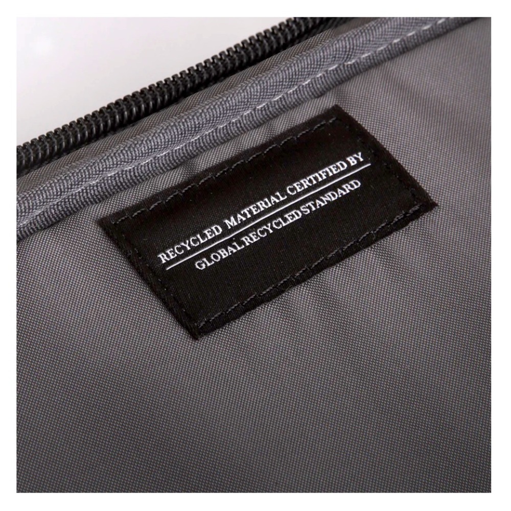 🆕🖤 Solo New York Secure Fit Chromebook Case ~ Laptops ~ school ~ office ~ unisex - Picture 7 of 16